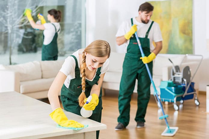 Làm nghề Dịch vụ vệ sinh tại Singapore