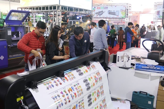 Đầu tư máy móc trang thiết bị kinh doanh