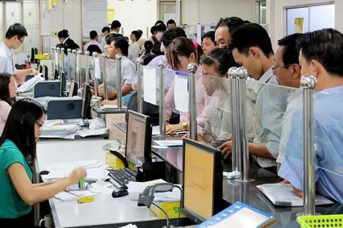 Nộp hồ sơ đăng k&yacute; mở c&ocirc;ng ty dịch thuật
