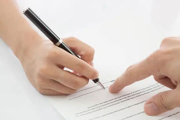 Hợp đồng thuê nhân viên bán hàng là gì