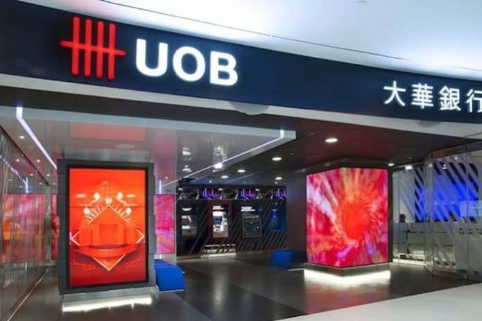 Thời gian l&agrave;m việc ng&acirc;n h&agrave;ng UOB