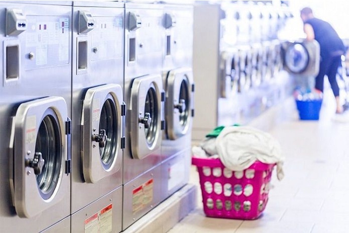Mở tiệm giặt là với 300 triệu