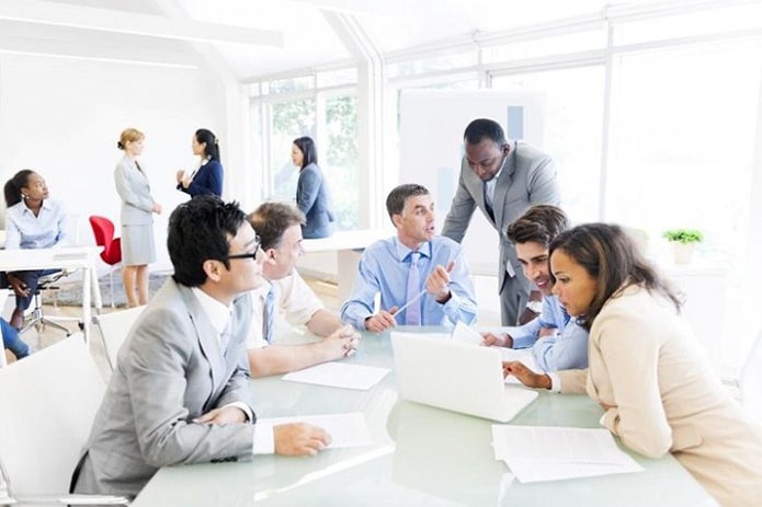 Sale Supervisor đào tạo nhân viên