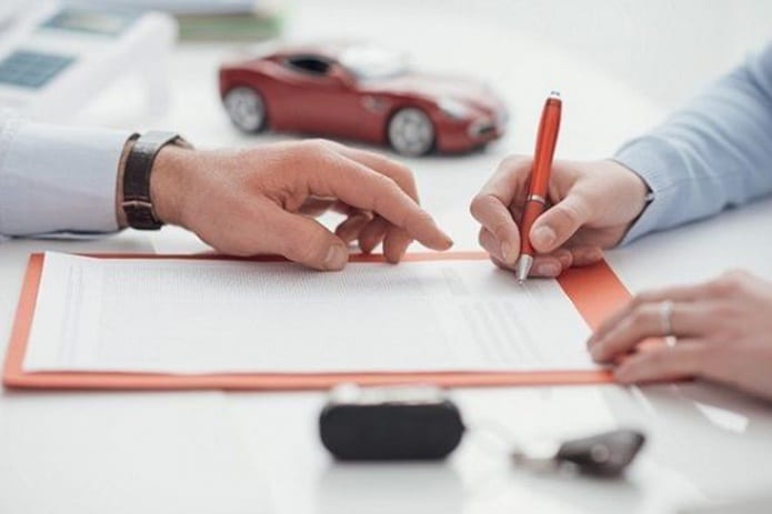 Các bên tham gia kí hợp đồng