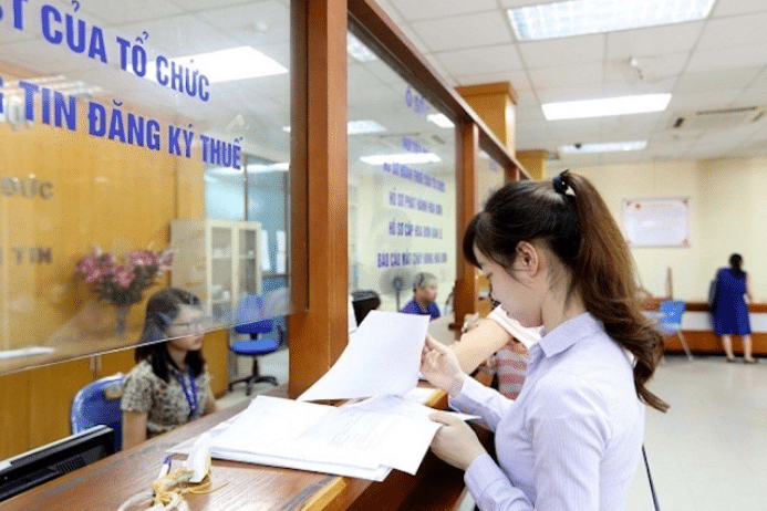 lao động phải nộp thuế thu nhập cá nhân