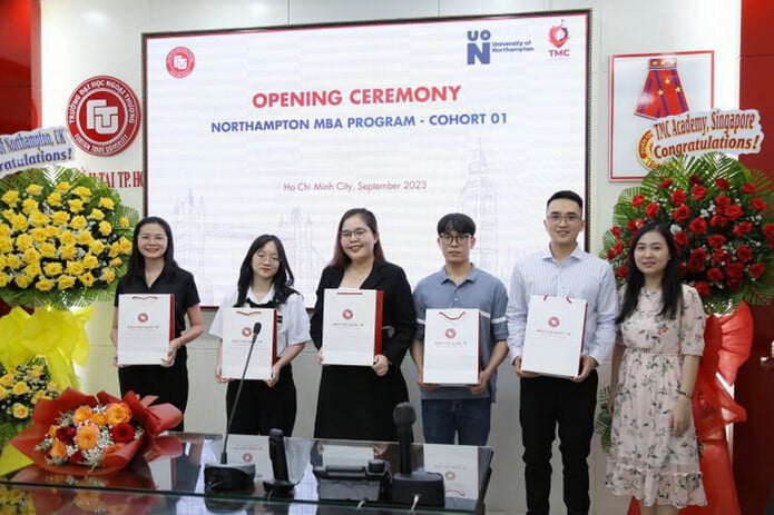 Chương trình Thạc sỹ trường TMC Academy Singapore