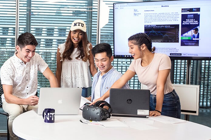 Cơ hội việc làm tại trường Nanyang Singapore