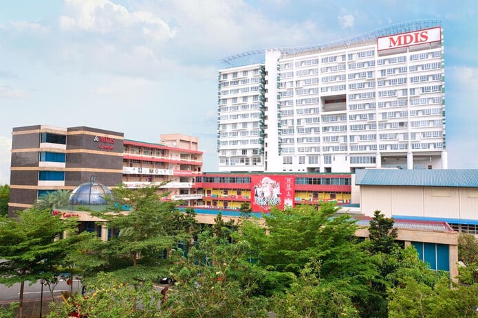 Phòng thư viện tại trường MDIS Singapore