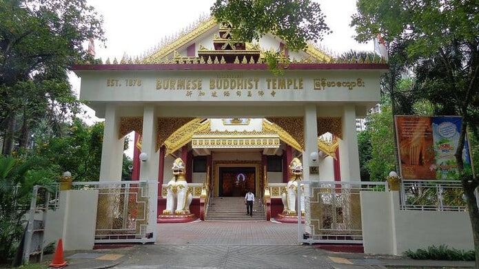 Địa điểm sống ảo ở Singapore - Chùa Phật Giáo Miến Điện