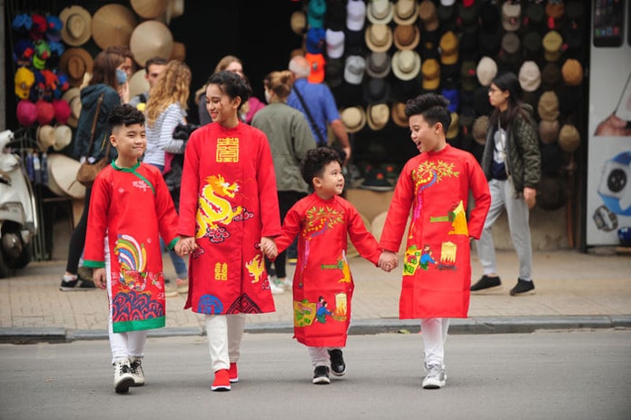 kinh doanh quần áo dài mặc Tết