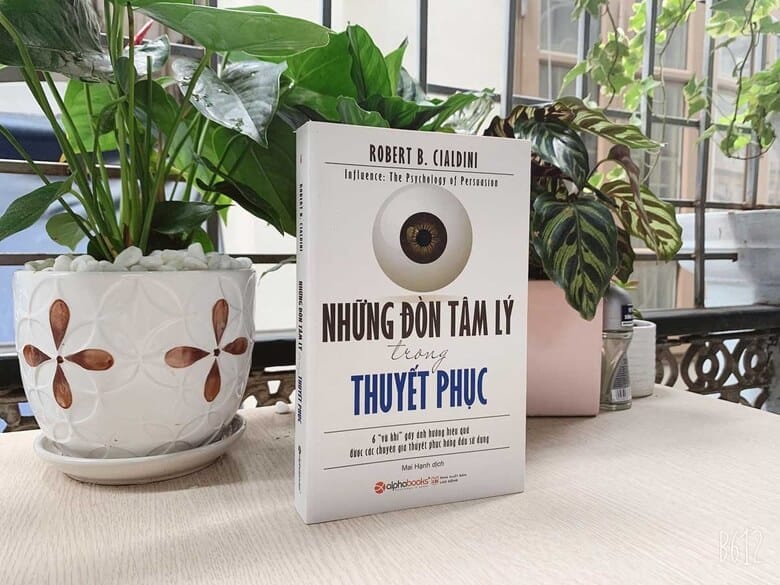 Sách Những đòn tâm lý trong thuyết phục