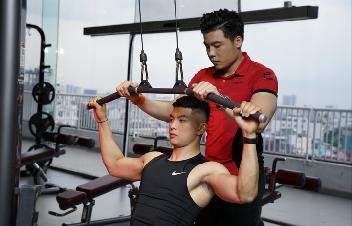 Thuê huấn luyện viên PT