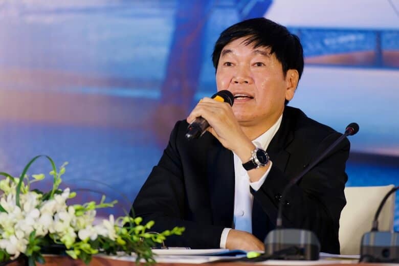 Những bước đầu khởi nghiệp của ông Trần Đình Long
