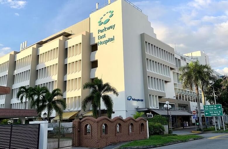 Bệnh viện Parkway East Hospital có vị trí thuận lợi