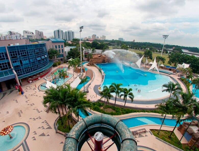 bể bơi vô cực Singapore - Jurong East Swimming Complex