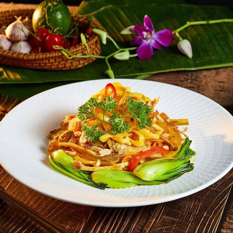 Cách làm bún gạo xào Singapore