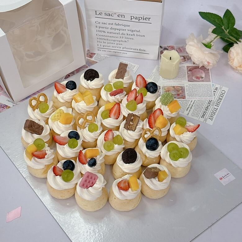 Hình ảnh bánh su kem Singapore mẫu 11
