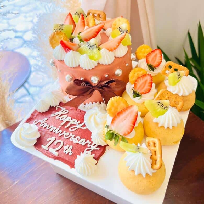 Hình ảnh bánh su kem Singapore mẫu 5