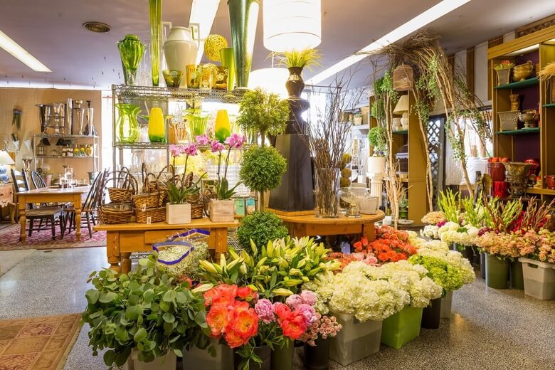 Kinh doanh cửa hàng bán hoa
