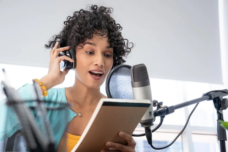 Podcaster