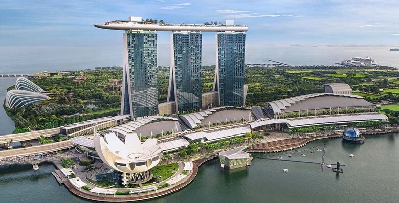 Khách sạn Marina Bay