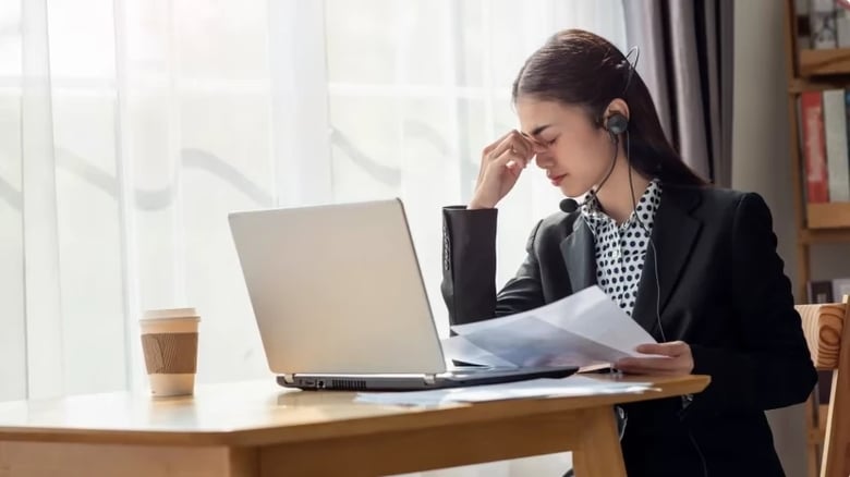 Nhược điểm khi làm việc tại Singapore