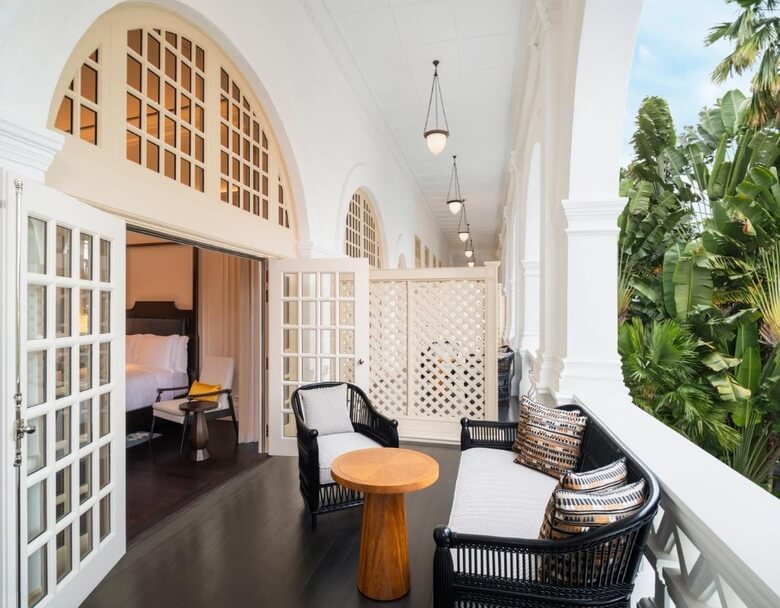Phòng khách sạn Raffles