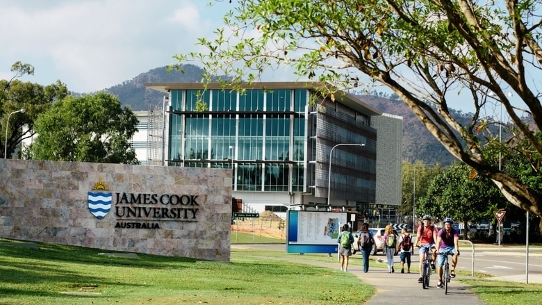 Trường James Cook University