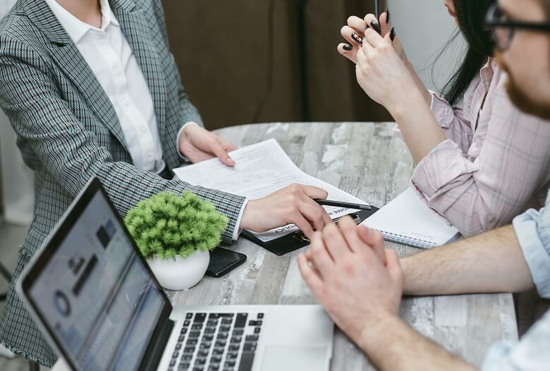Đối tượng đóng thuế chuyển nhượng cổ phần
