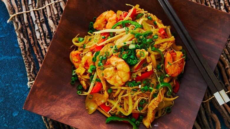 Nguồn gốc mì xào Singapore