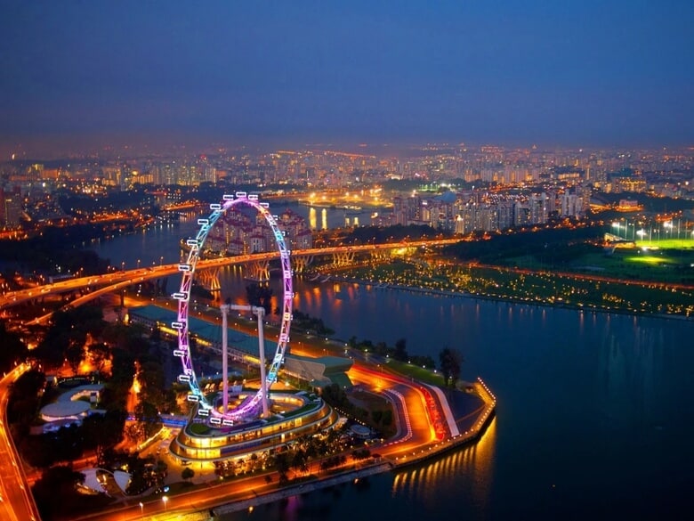 Singapore Flyer về đêm
