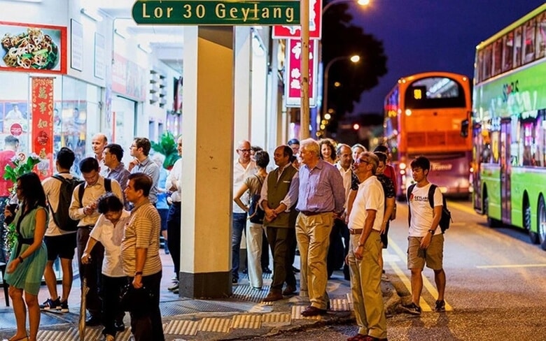 Lưu ý khi tham quan phố đèn đỏ Geylang Singapore
