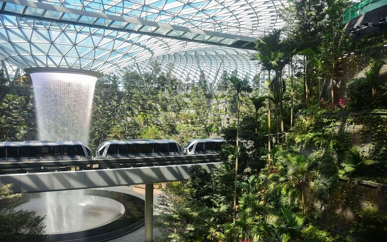 Rừng nhiệt đới Shiseido Forest Valley